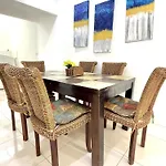 Apartamentos Para 4 O 2 Personas A 10 Min Del Centro